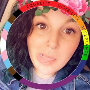 Meet your Posher, Leah